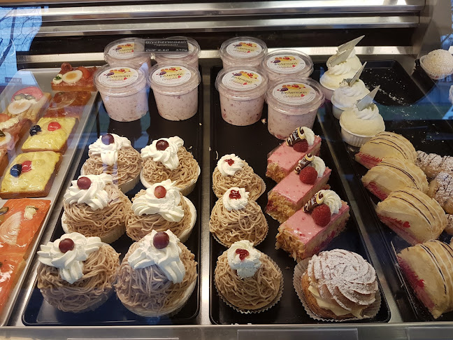 Comentarii opinii despre Wälchli Bäckerei-Konditorei-Confiserie GmbH