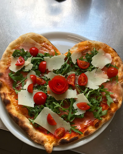 Opinii despre Mondo Caffè în Schaffhausen - Gastronomie und Hotellerie