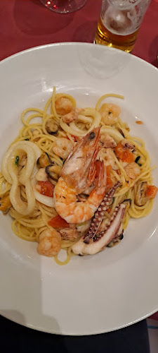 Opinii despre il Fornello Napolitano în Geneva - Gastronomie und Hotellerie