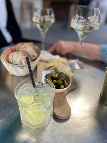 Comentarii opinii despre Le Poids Public