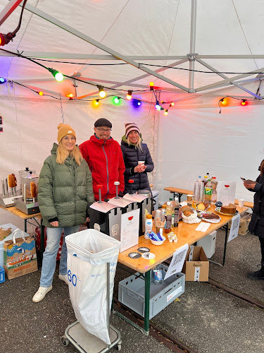 Opinii despre Kerzenziehen în Zürich - Gastronomie und Hotellerie