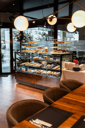 Café & Sushi Intermezzo Opfikon - Gastronomie und Hotellerie