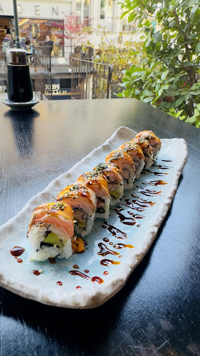 Izakaya kinomi- Japanisch Tapas & Sushi Bar