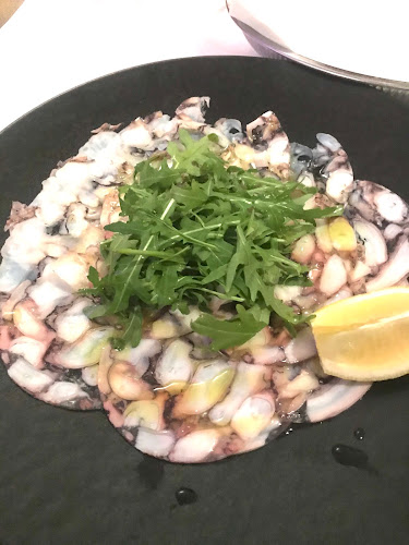 Azzurro - Gastronomie und Hotellerie