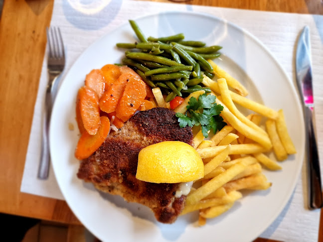 Restaurant Weisses Kreuz - Gastronomie und Hotellerie