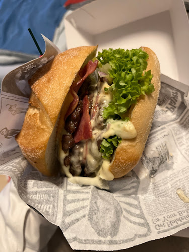 Meat Western Khawasti - Gastronomie und Hotellerie