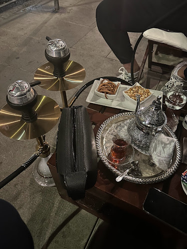 Al Manzil - Gastronomie und Hotellerie