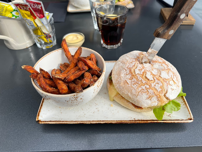 Opinii despre Bierliebe & Friends în Luzern - Gastronomie und Hotellerie