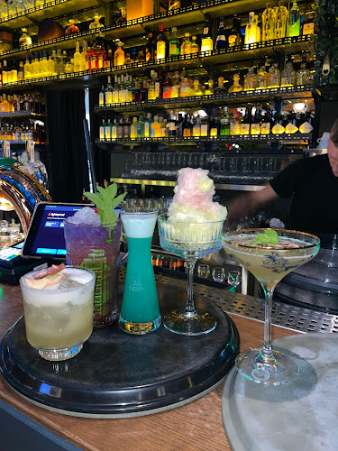 Im Schörli 28, 8600 Dübendorf