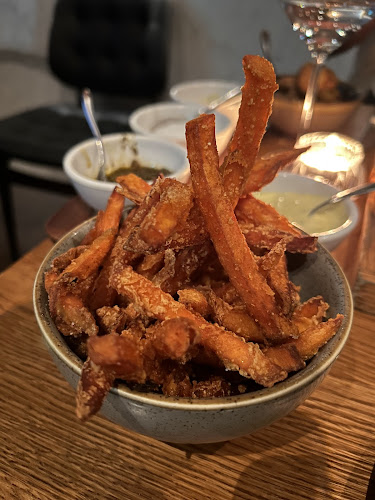 Simon's Steakhouse Grill & Restaurant & Bar