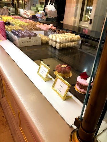 Comentarii opinii despre Ladurée Paris