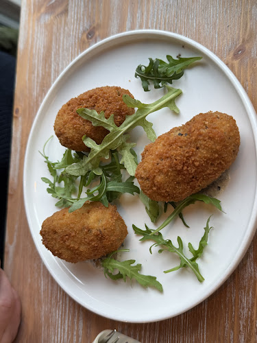 Con Gusto Schaffhauserplatz - Gastronomie und Hotellerie