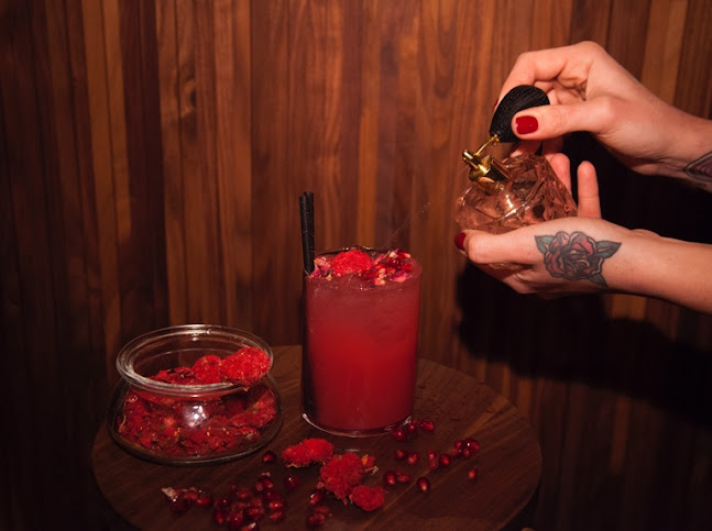 Opinii despre Maison Balkii în Geneva - Gastronomie und Hotellerie