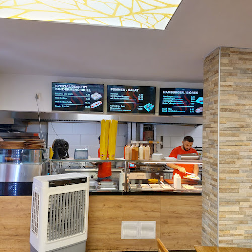 Safran's Kebap - Lachen