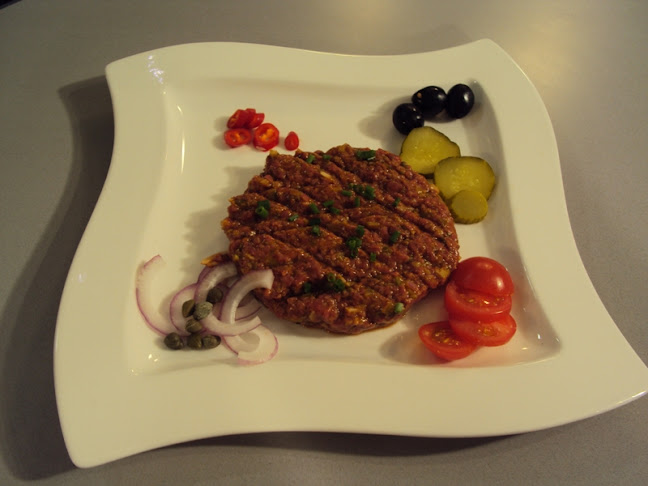 Opinii despre Dorfbeiz Kreuz în Fällanden - Gastronomie und Hotellerie