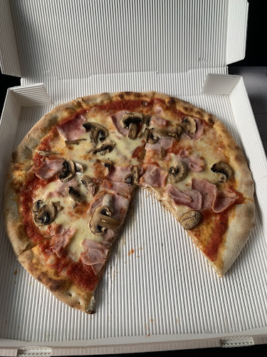 Opinii despre Ristorante Valentina în Ibach - Gastronomie und Hotellerie