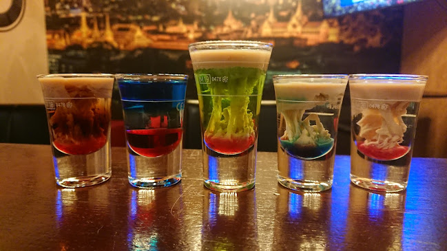 SIT & DRINK Thai Bar