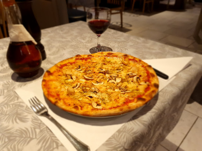 Opinii despre Stromboli în Sursee - Gastronomie und Hotellerie