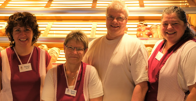 Comentarii opinii despre Peter Müller