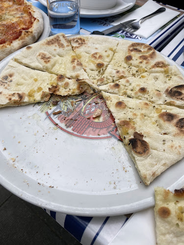 Pl. des Trois-Perdrix 3, 1204 Genève