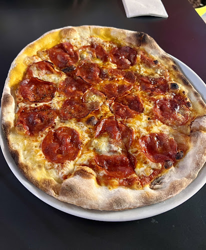 Restaurant Pizzeria Giardino - Gastronomie und Hotellerie