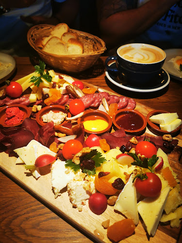 Opinii despre Alte Schmitte în Steffisburg - Gastronomie und Hotellerie