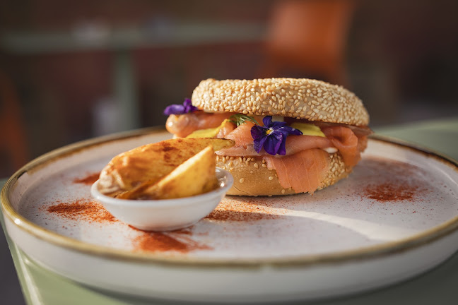 Piazza Bernardino Luini 6, 6900 Lugano