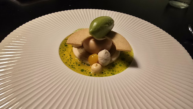 Opinii despre Café Gupi - Weinbar în Riehen - Gastronomie und Hotellerie