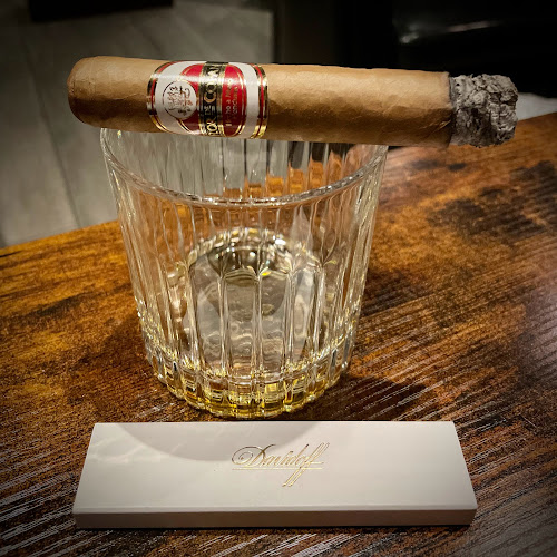 Comentarii opinii despre Drink & Dine