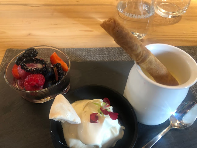 Hôtel - Restaurants Le Vieux Chalet Charmey - Crésuz - Gastronomie und Hotellerie