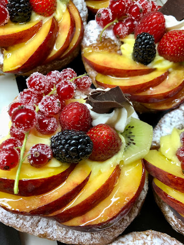 Opinii despre Bäckerei-Tea-Room Arnold în Simplon - Gastronomie und Hotellerie