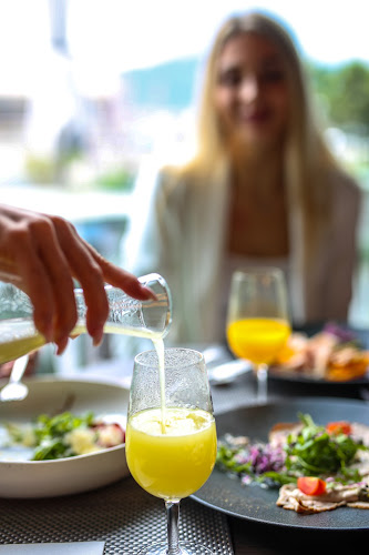 LEO Restaurant & Bar - Gastronomie und Hotellerie