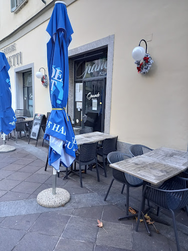 Grande Pizza & Caffè - Gastronomie und Hotellerie