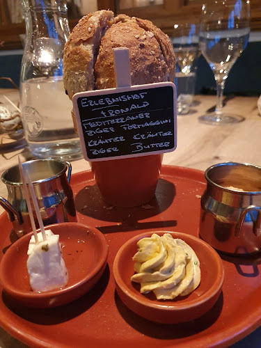 Comentarii opinii despre Restaurant Schwiizer Stube