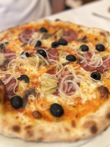 Opinii despre Ristorante Wasserturm Rheinfelden în Rheinfelden - Gastronomie und Hotellerie