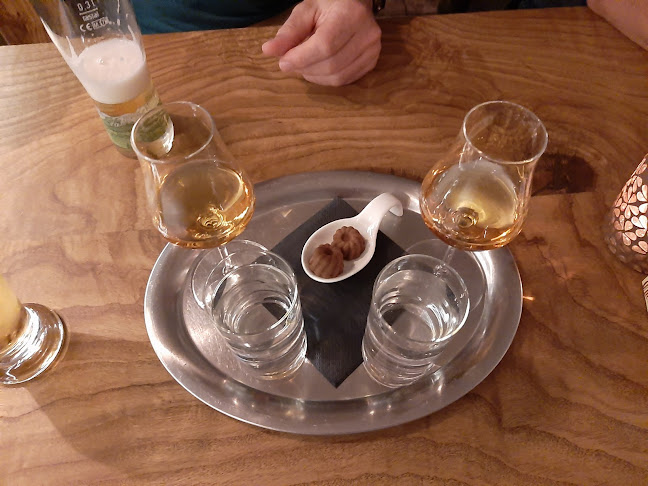 Comentarii opinii despre More Bar