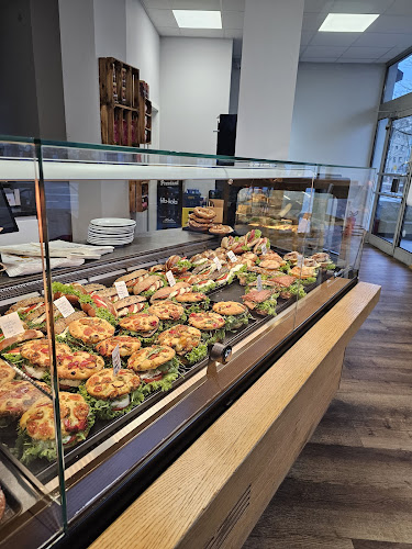 Contrast Bistro Café Bäckerei - Gastronomie und Hotellerie