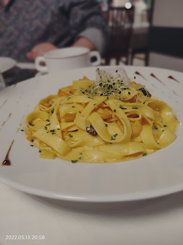 Restaurant-Pizzeria du Stand de Vernand - Gastronomie und Hotellerie