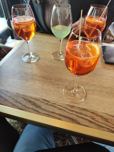 Opinii despre Rio Bar în Zürich - Gastronomie und Hotellerie