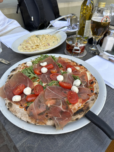 Comentarii opinii despre Santa Lucia Schaffhausen