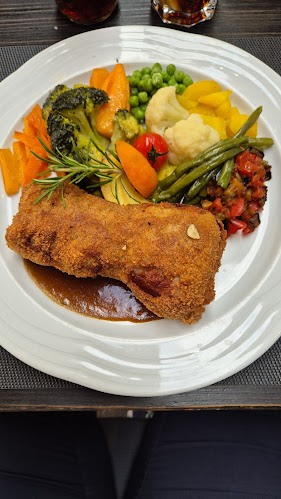 Opinii despre Edith's Alpenrösli în Giswil - Gastronomie und Hotellerie