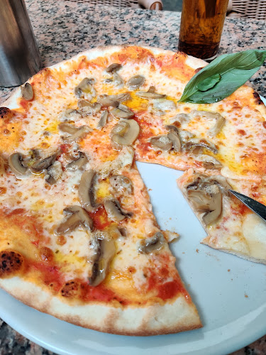 Comentarii opinii despre Café Restaurant Treff