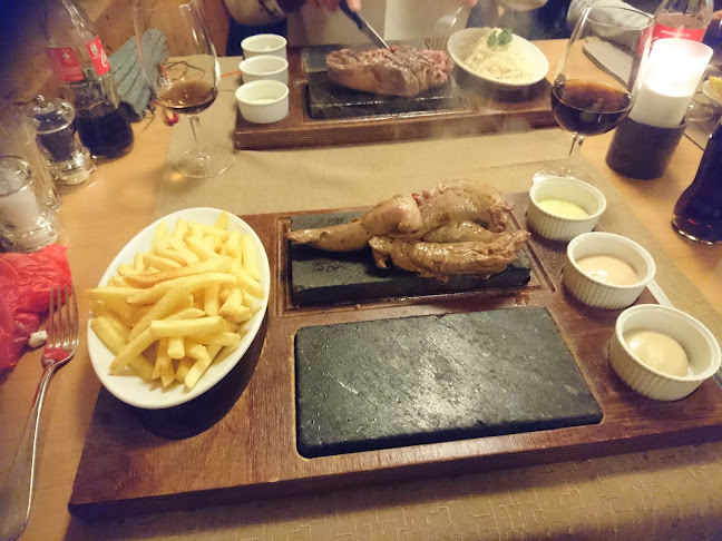 Comentarii opinii despre Acht 3 null 3