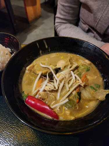 Nooch Asian Kitchen, Basel Barfi - Gastronomie und Hotellerie