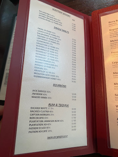 Opinii despre Flanagan's Irish Pub în Basel - Gastronomie und Hotellerie