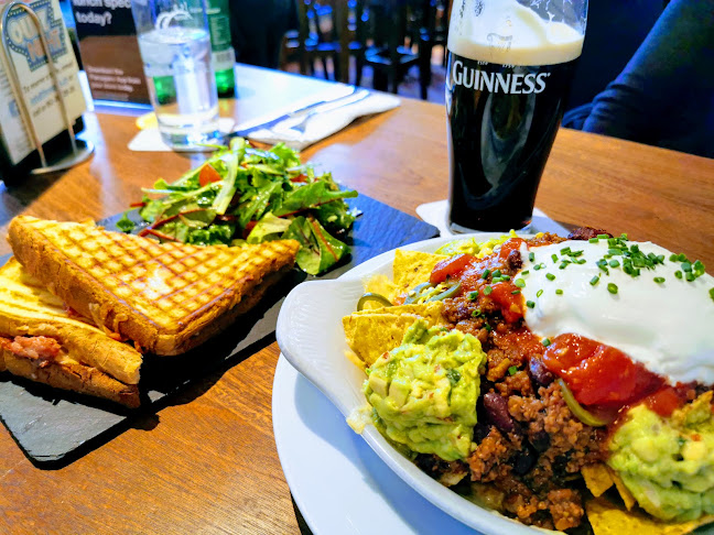 Opinii despre Flanagan's Irish Pub în Basel - Gastronomie und Hotellerie