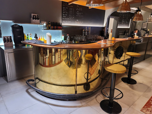 Opinii despre Wine More Time în Saint-Blaise - Gastronomie und Hotellerie