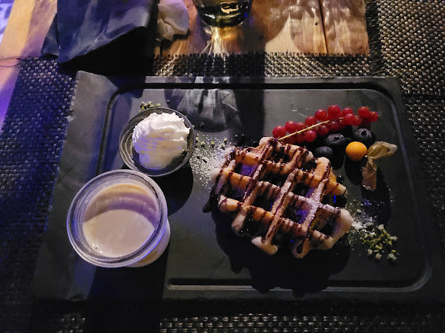 Comentarii opinii despre Ribs