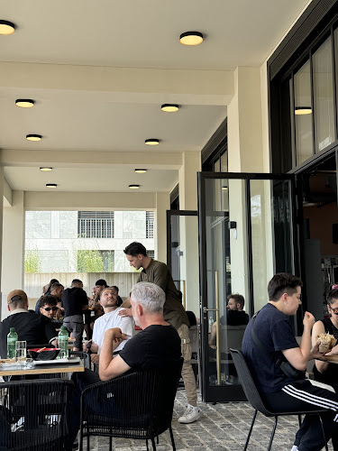 Av. de Sévelin 15, 1004 Lausanne