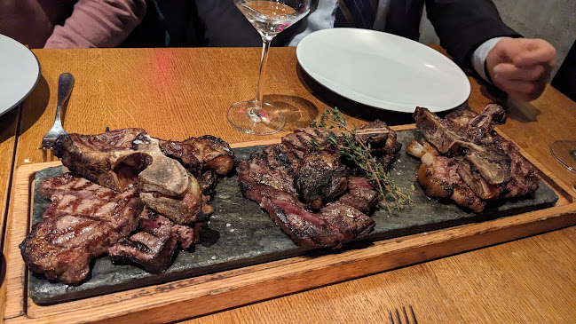 Simon's Steakhouse Grill & Restaurant & Bar - Gastronomie und Hotellerie